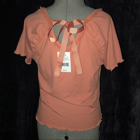 BNWT Super cute canyon color American rag top - Picture 8 of 8